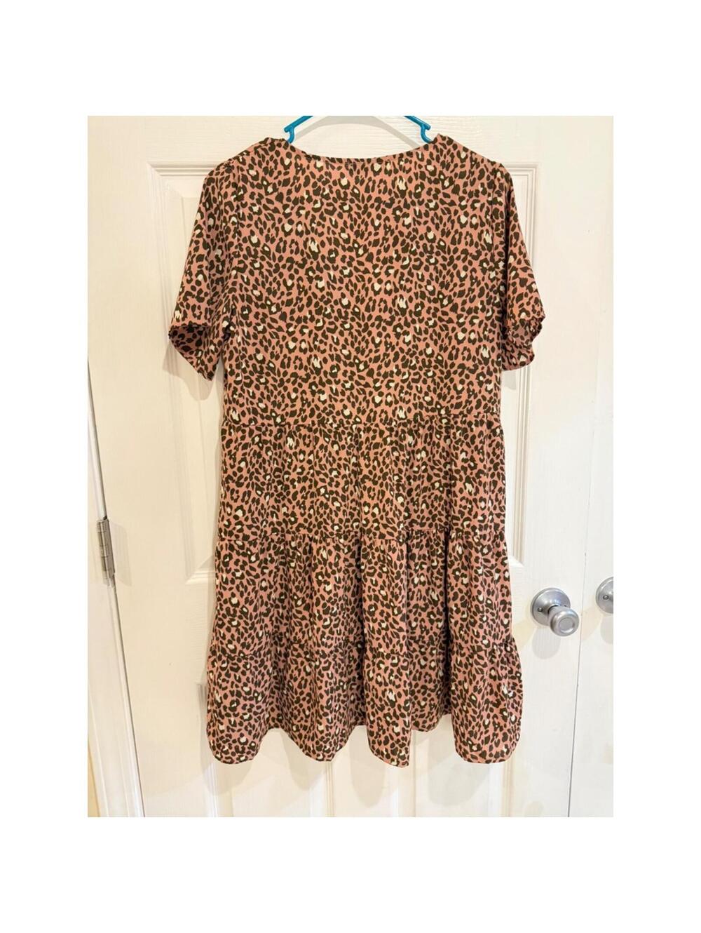 :)‎ BTBM Leopard Print V-Neck Short Sleeve Dress [COPY] - Picture 5 of 5
